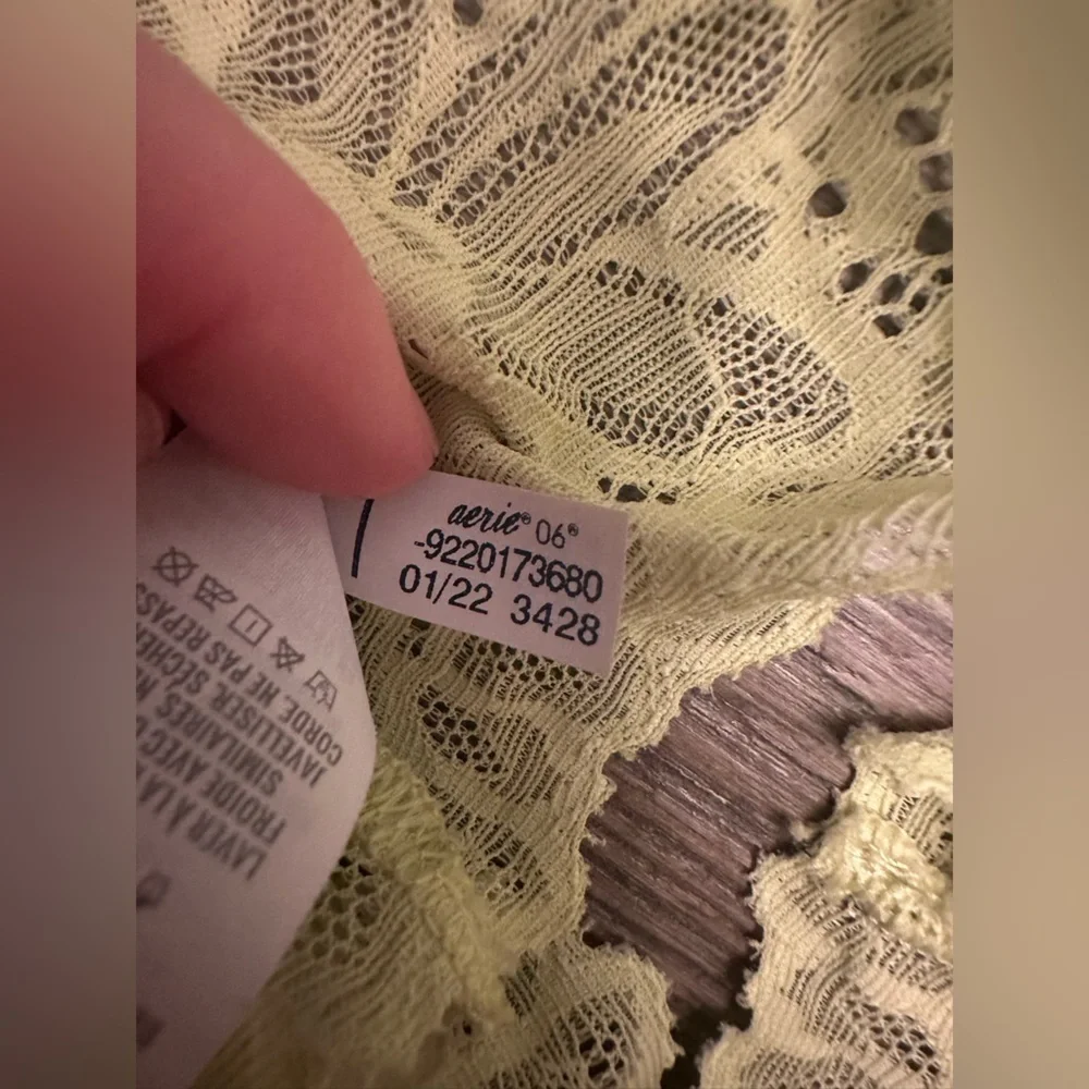 AERIE LIME GREEN STRAPPY BRALETTE - Size Small SKU:539